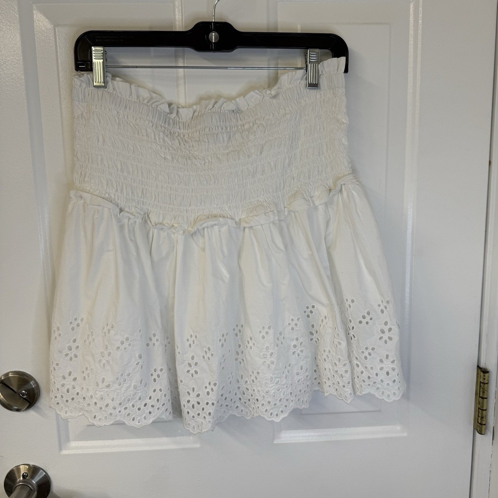 Vintage GAP Eyelet Mini Skirt Smocked Waist In White Women's Size Large Petite‎